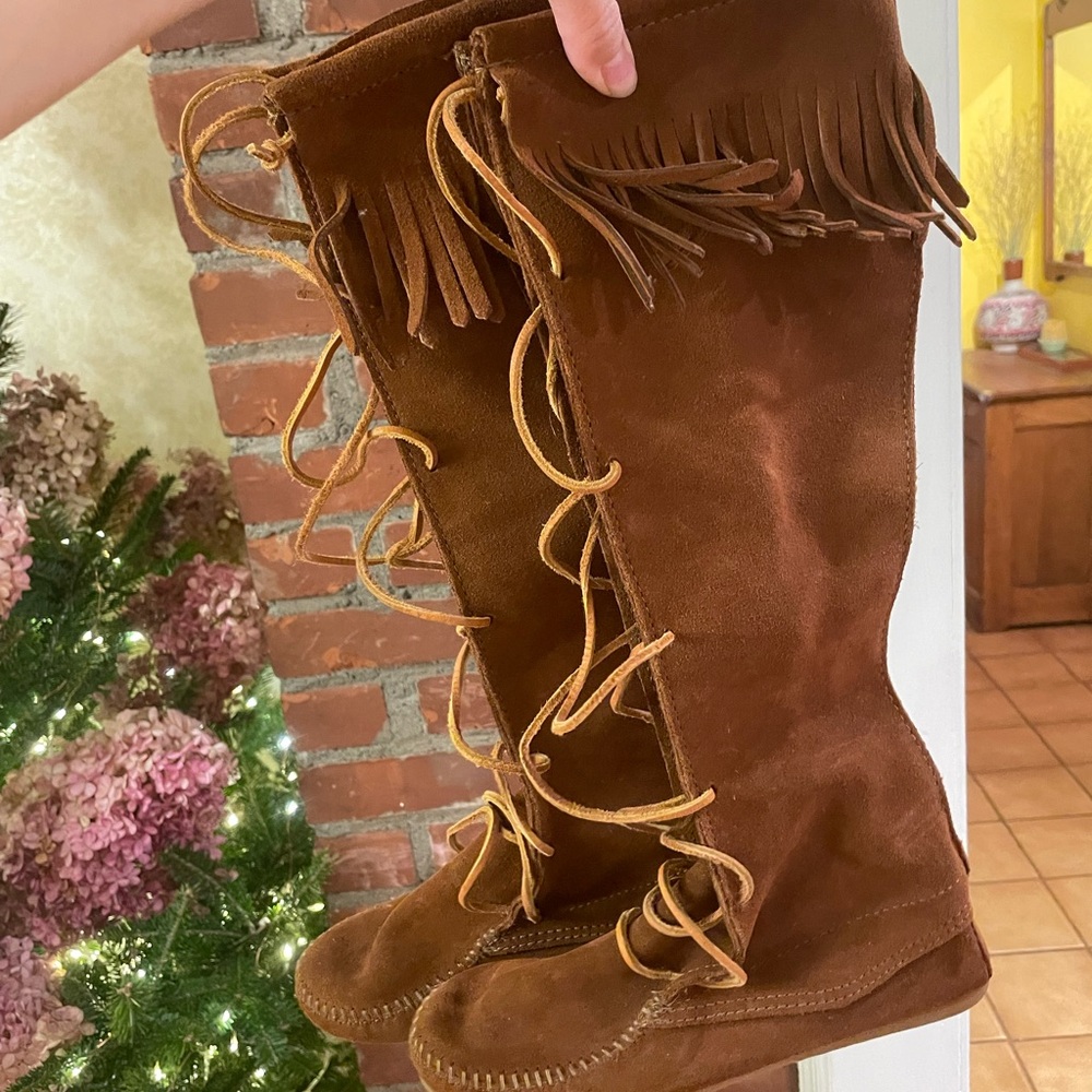 Minnetonka Tan Lace-Up Fringe Boots